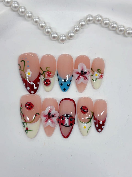 Ladybug Bloom Set