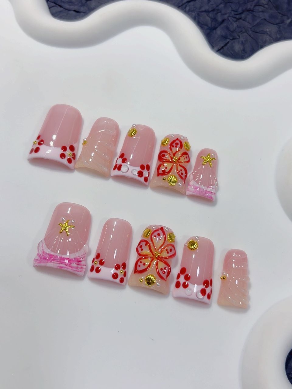 Kurze Press on nails