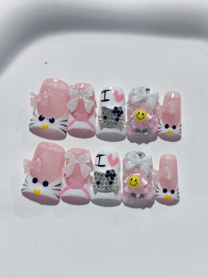 Kurze Press on nails