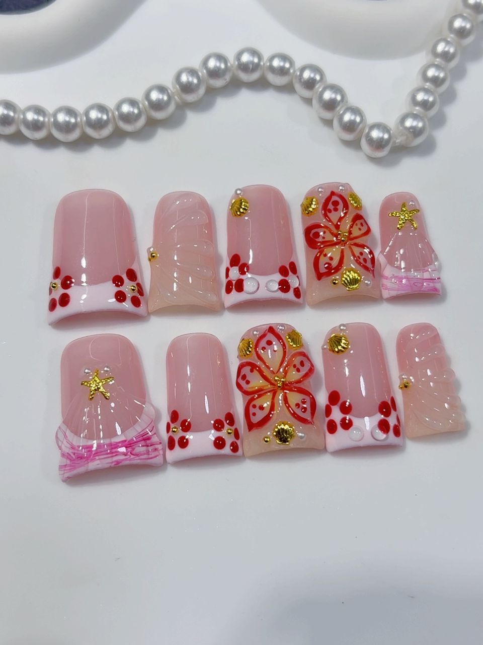 Kurze Press on nails