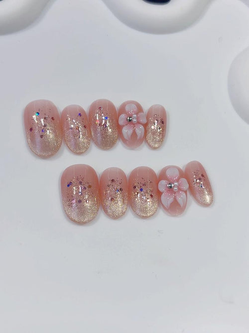 Kurze Press on nails