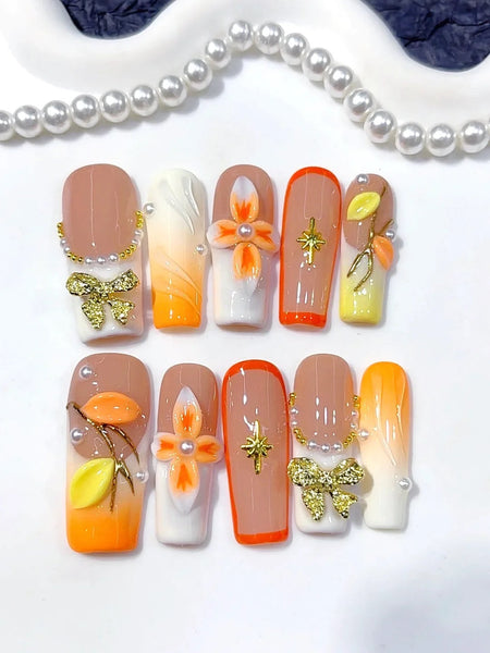 Apricot Affair Press-On Nägel Coffin-Form, Braun und Orange mit 3D-Blüten, Perlen und goldenen Akzenten