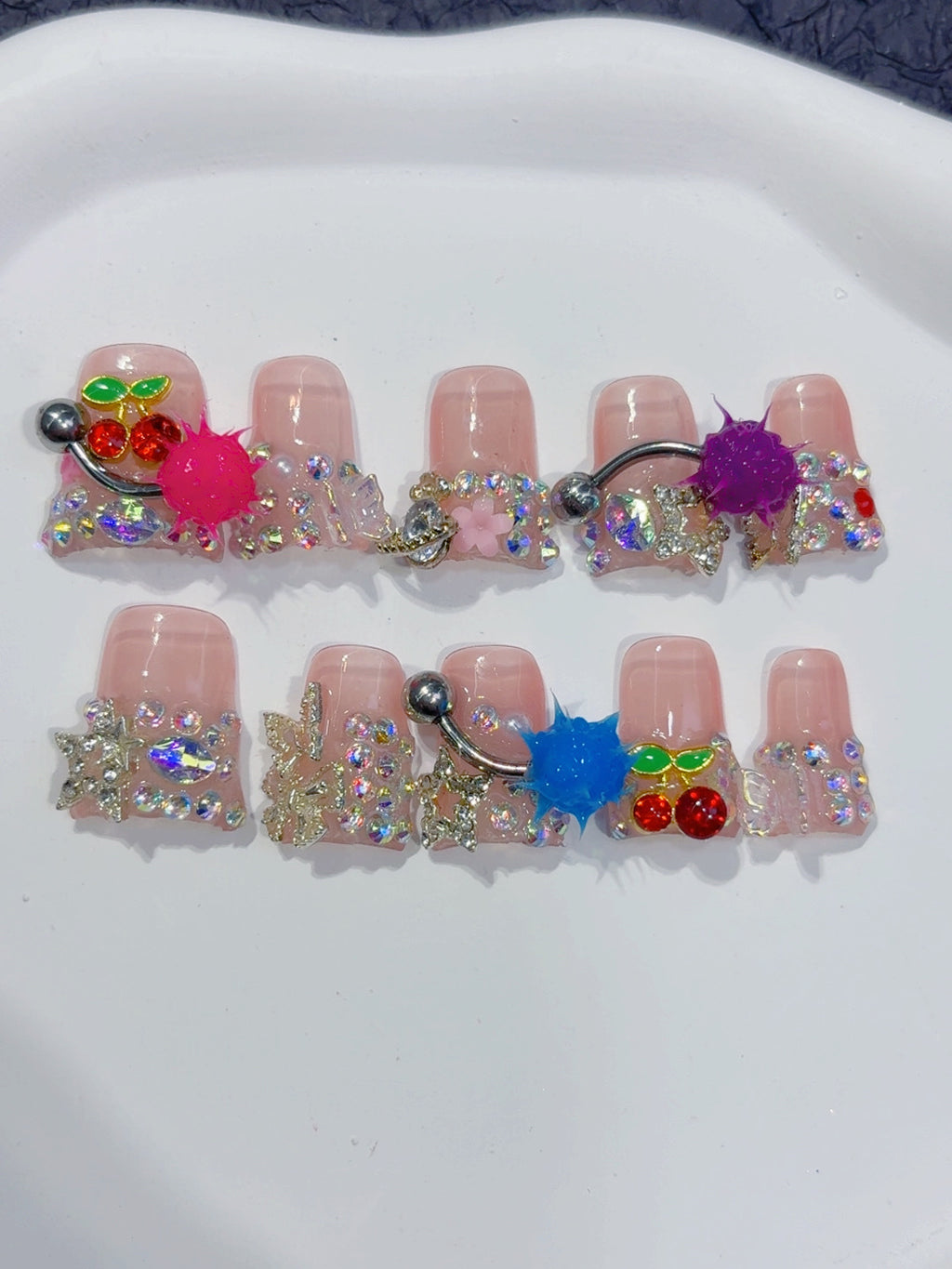 Kurze Press on nails