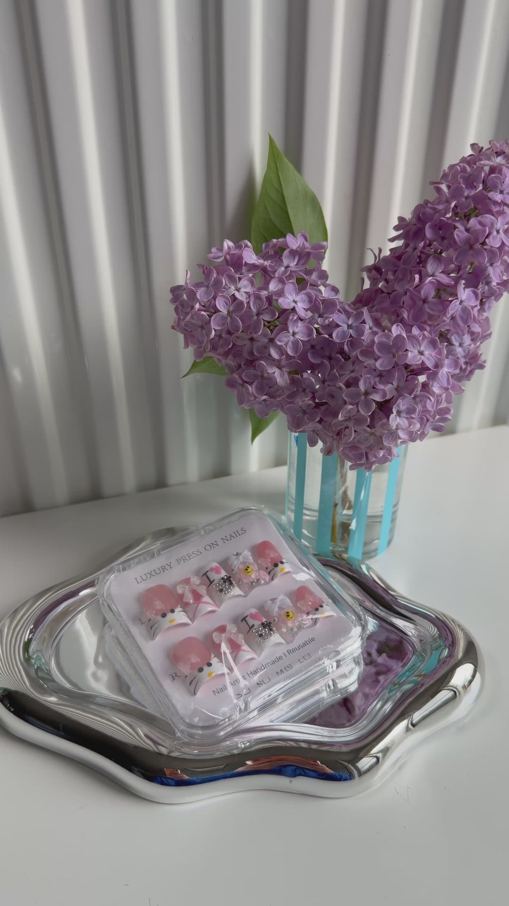 Kurze Press on nails