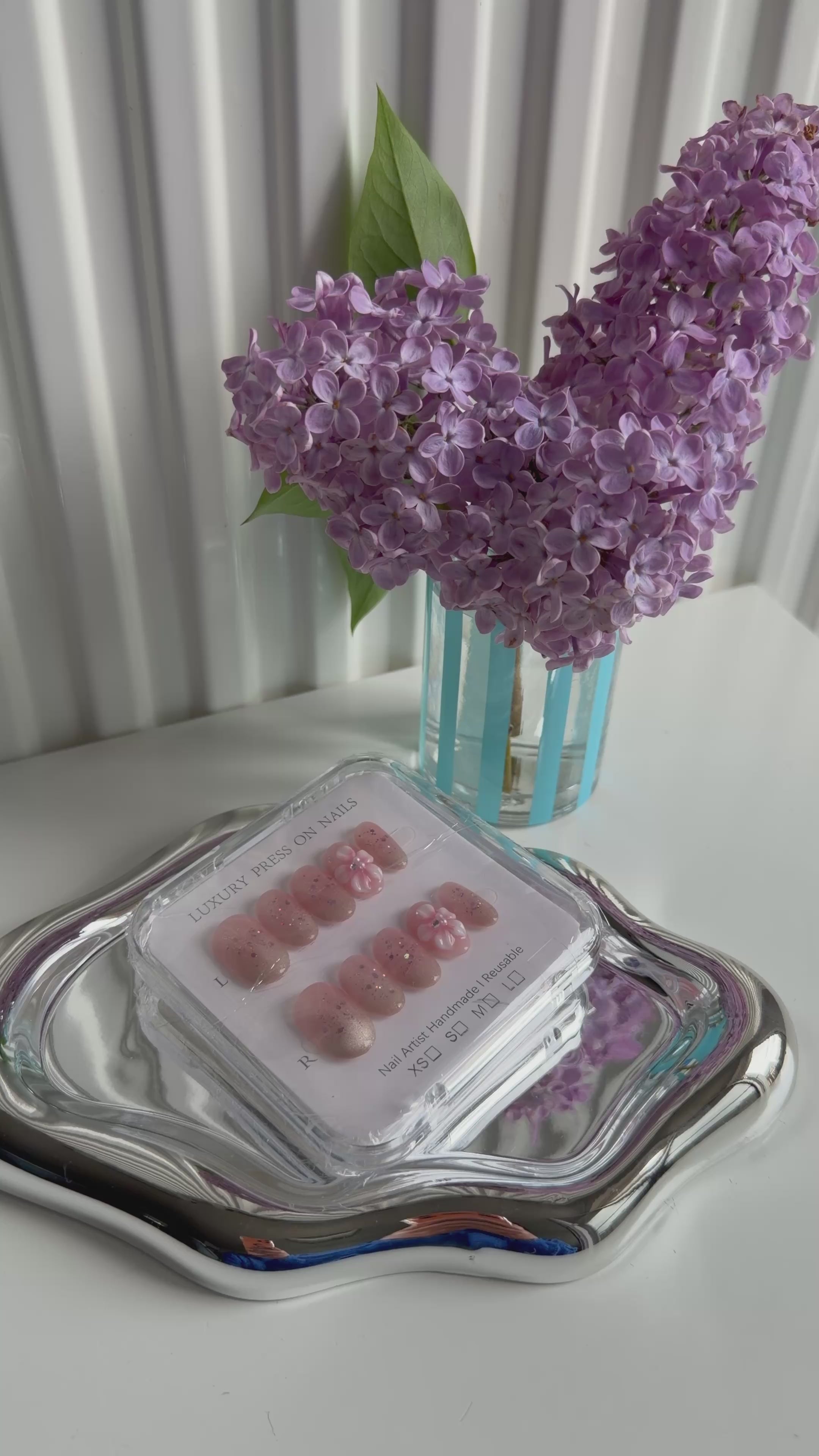 Kurze Press on nails